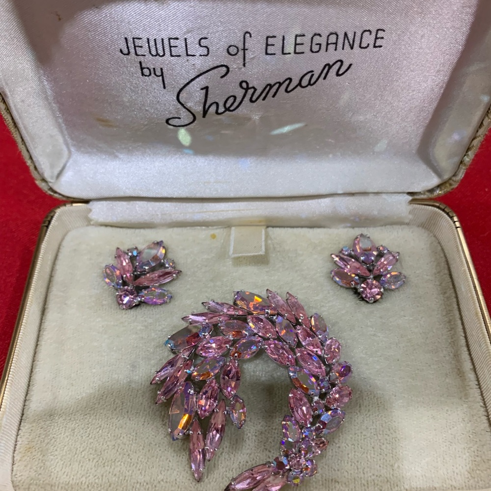 Sherman set pink jewelry